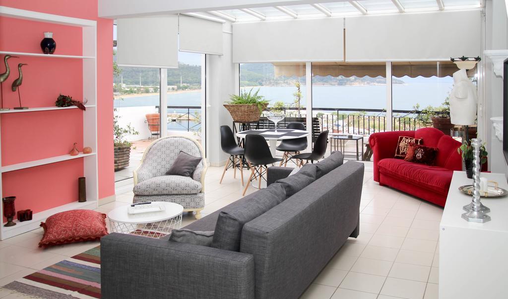 Port View Suites 卡瓦拉 外观 照片